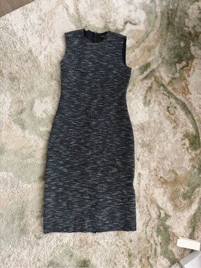 Theory Sleeveless Midi Sheath Dress in Heathered Navy